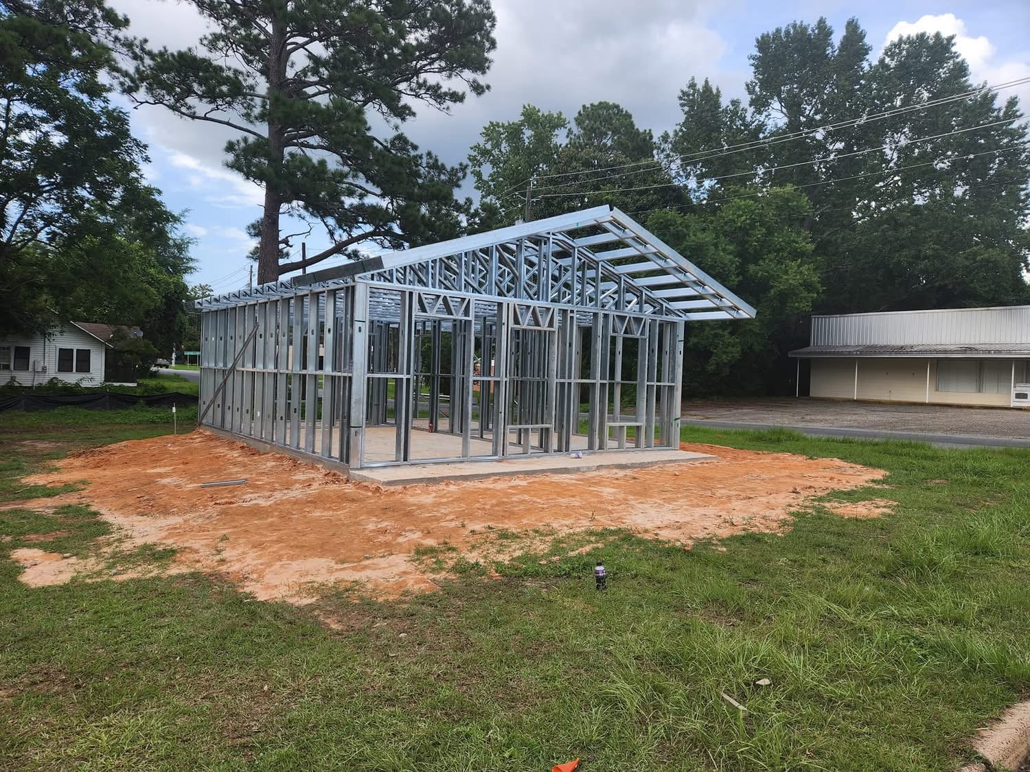 Custom steel barndominium frame